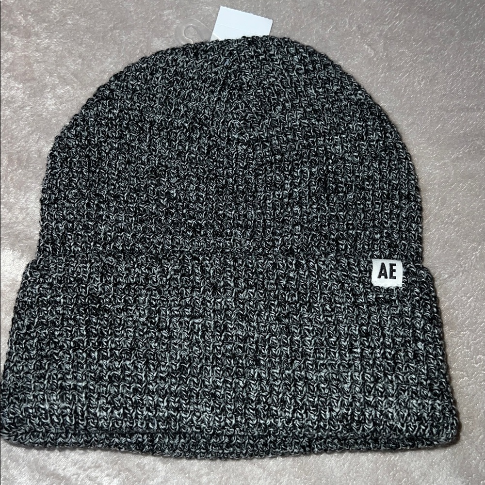 AE Unisex Black & Grey Knit Beanie NWT